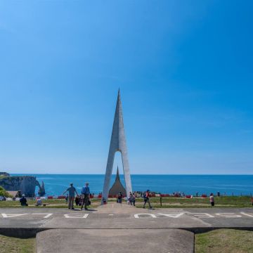 2020110222012425744.jpg